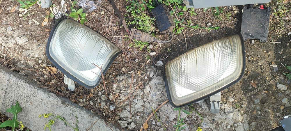 Продам фары на Мерседес w124
