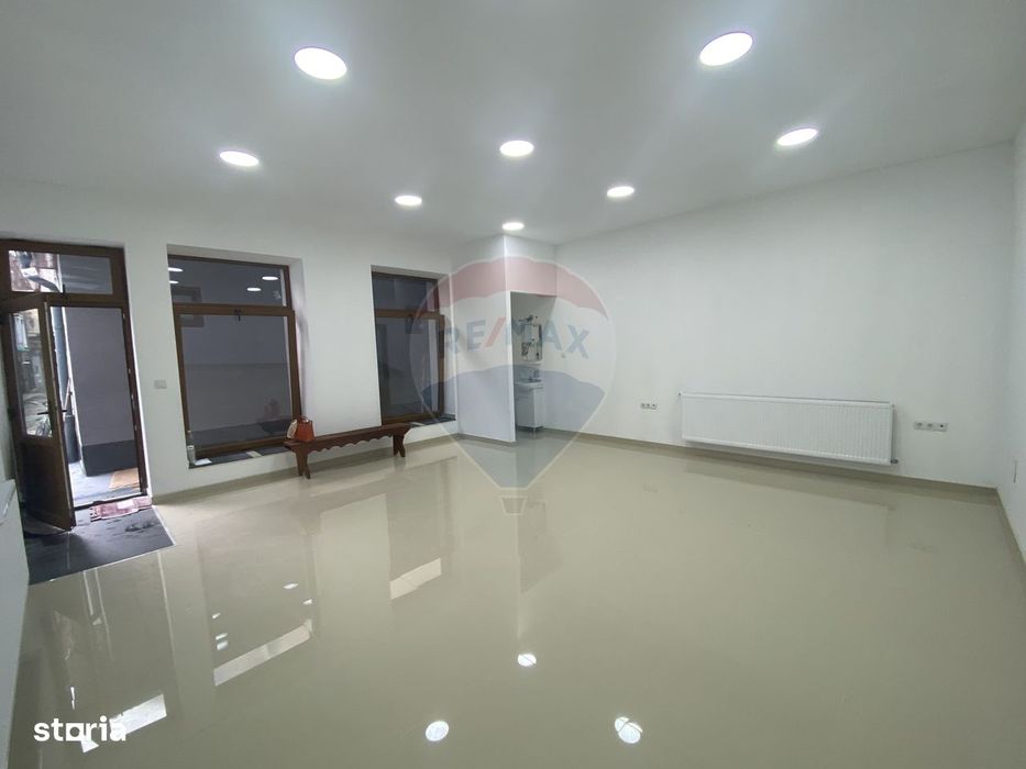 Spațiu comercial de vanzare, Ultracentral