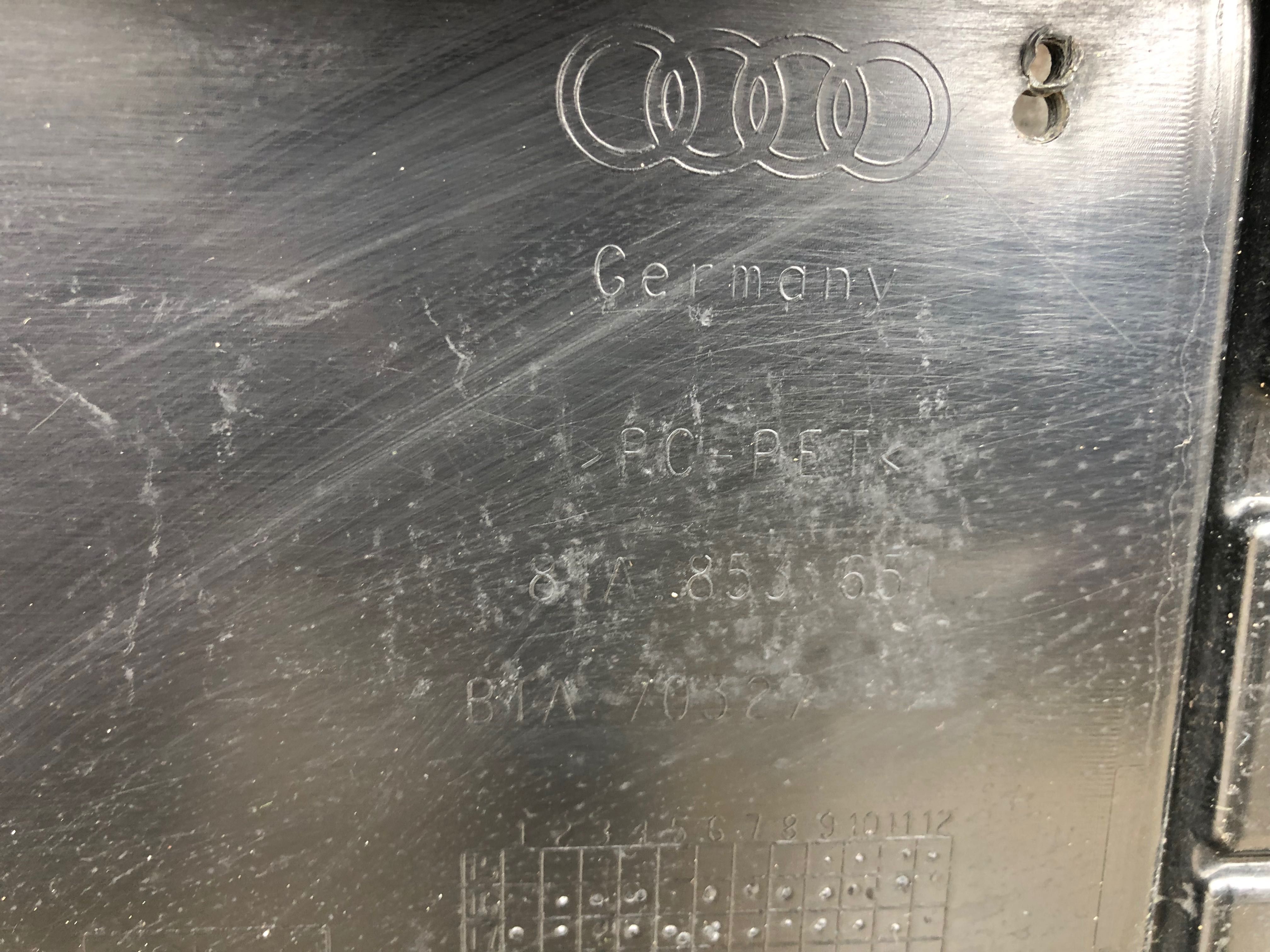 Решетка предна решетки за Ауди Кю2 Кю3 Audi Q2 Audi Q3 SQ3