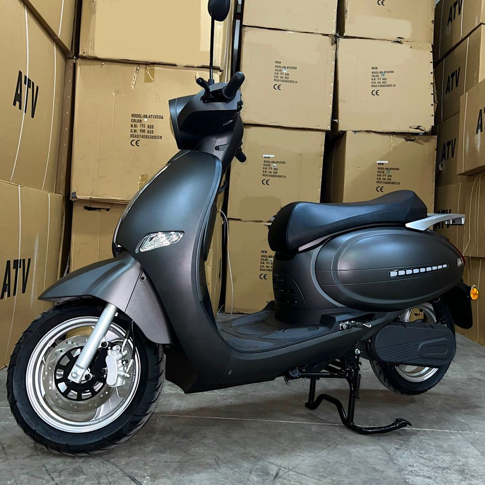Електрически скутер SPRINT TELSTAR с тип Веспа Vespa дизайн 2025