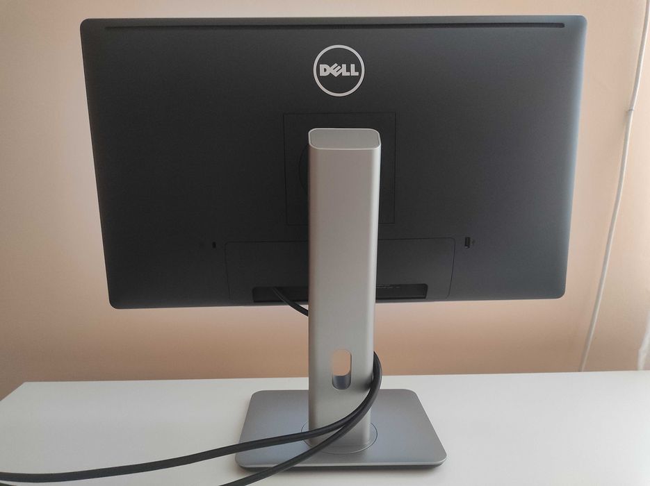 Монитор Dell P2414H / 24 инча / 1080p Full HD / IPS матрица
