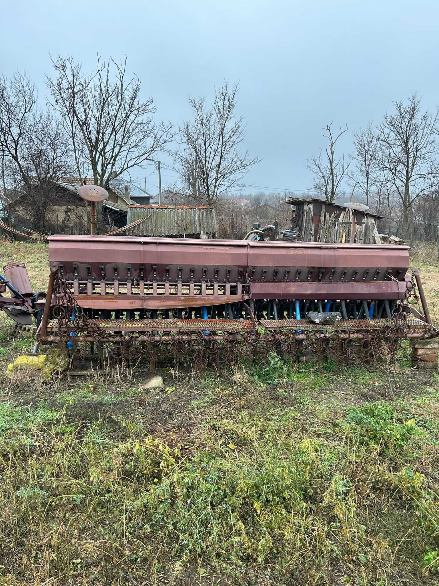 Semănătoare grâu, Semănătoare porumb,Cultivator (prășitoare )