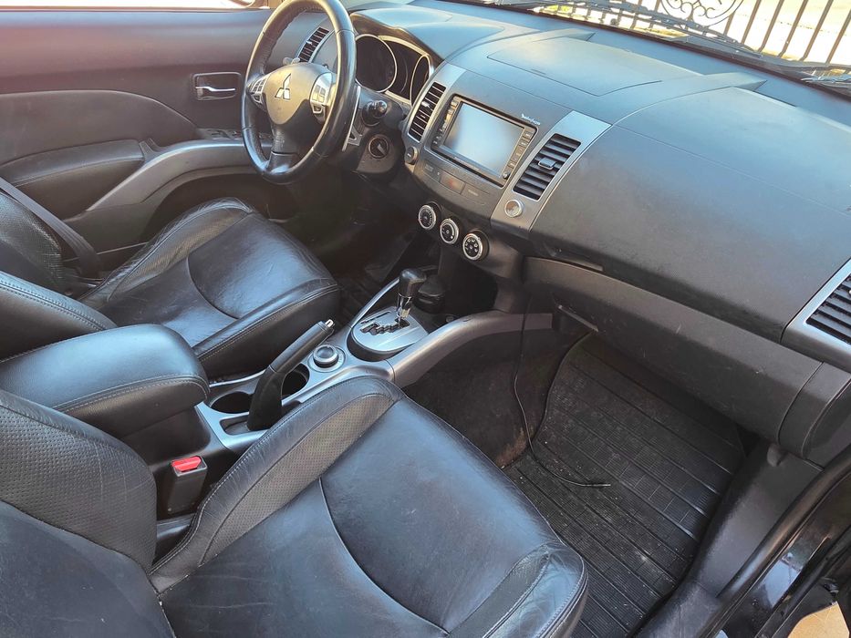 Mitsubishi Outlander 2.4.benz 2008.4x4 -Automata-Extra Full 7.locuri!