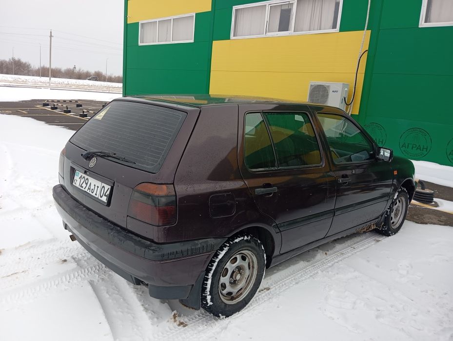 Продам машину гольф 3