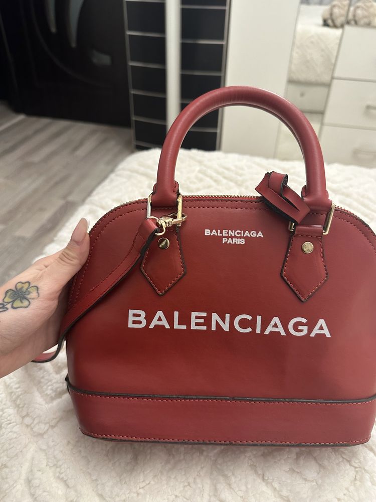 Geanta balenciaga