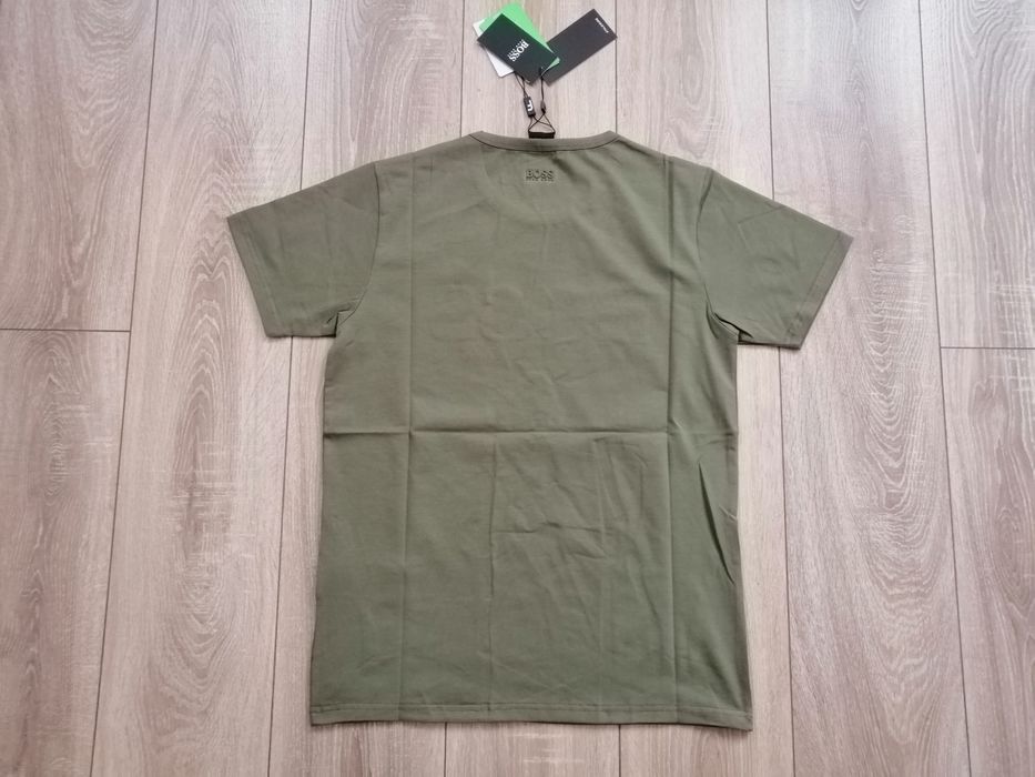 HUGO BOSS - мъжка тениска в зелен цвят M L XL