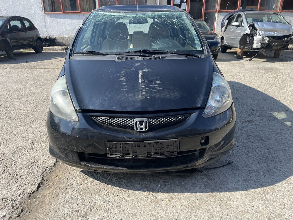 Honda jazz 1.4 i-dsi на части