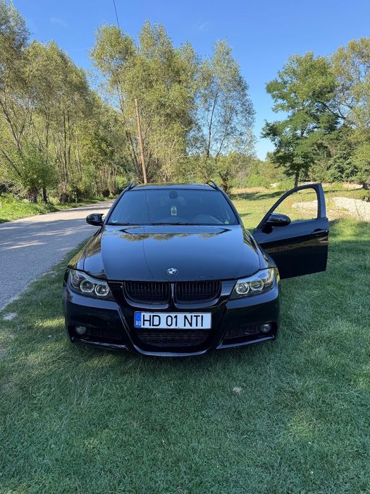 BMW Seria 3 stare perfectă , FĂRĂ CONSUM DE ULEI ȘI BĂTAIE MOTOR :))