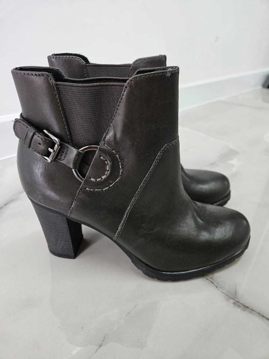 Дамски боти от естествена кожа  Geox