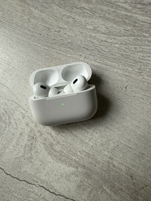 продаю airpods 2 pro