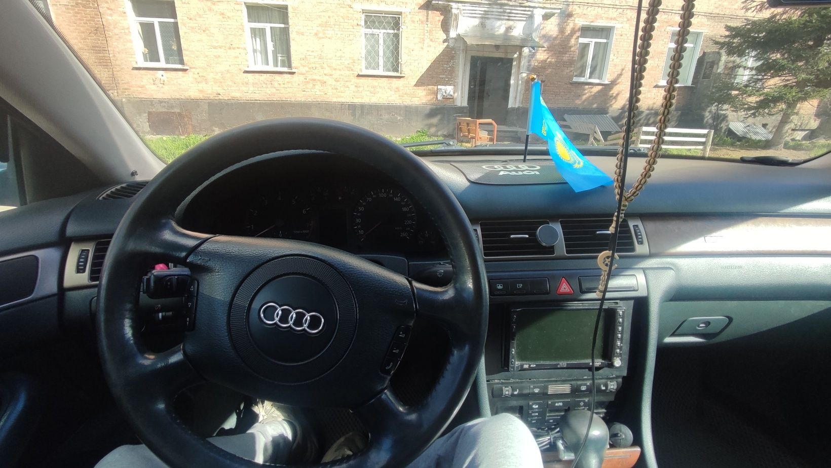 Продам Audi A6 С5