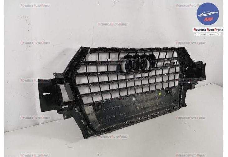 Suport Grila Centrala Radiator originala cu senzori Audi  Q7  4M [2015