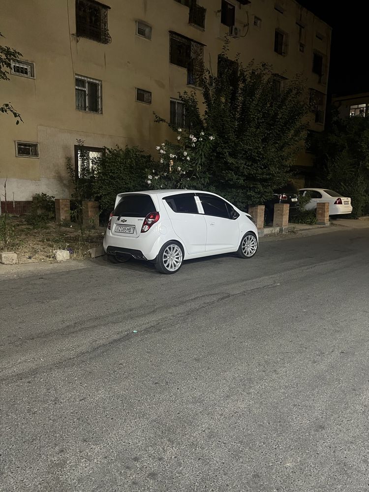 205,40,17 diska balon sotiladi