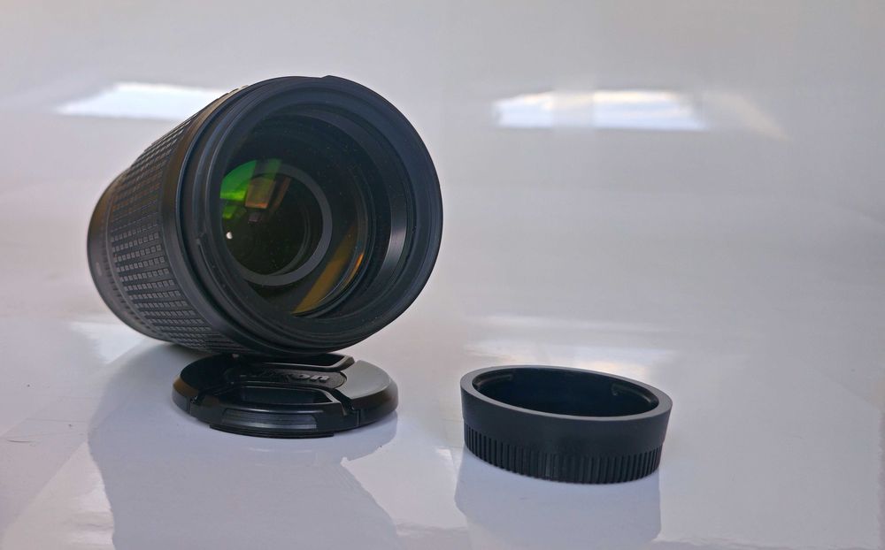 Teleobiectiv Nikon AF-S VR Zoom NIKKOR 70-300mm f/4.5-5.6G IF-ED