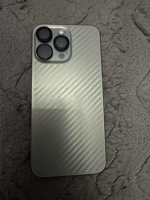 Vând Iphone 15 pro max