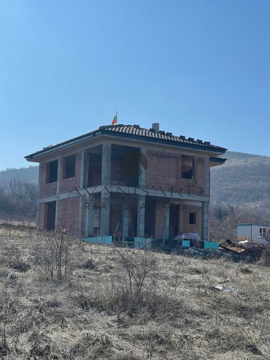 оф.22367 Двуетажна Къща с.Марково