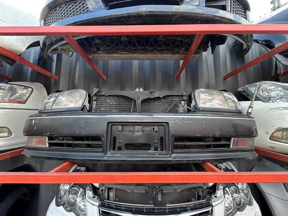 Ноускат Toyota Crown  S150 (фара, бампер, радиатор, телевизор)