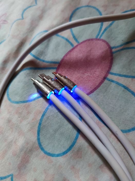 Cablu de încărcare 3 în 1