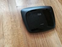 Безжичен рутер CISCO Model No WRT120N