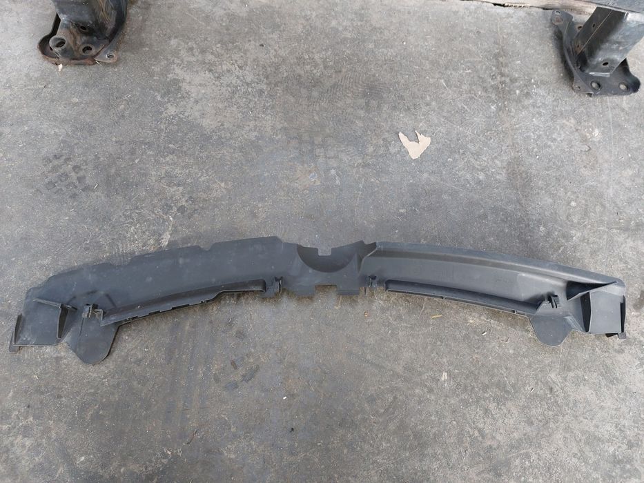 Armatura fata deflector claxon Passat CC 2008-2012