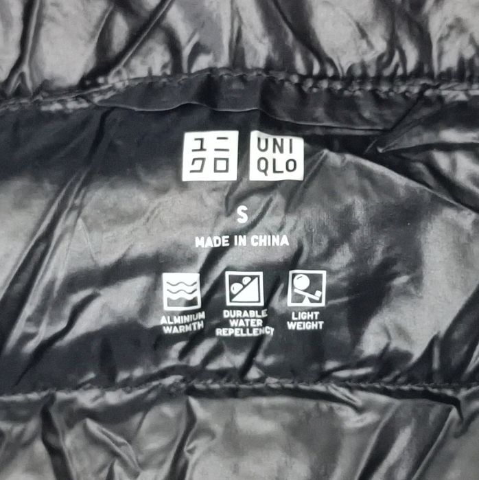 Uniqlo Down Puffer Jacket оригинално пухено яке S черна пухенка
