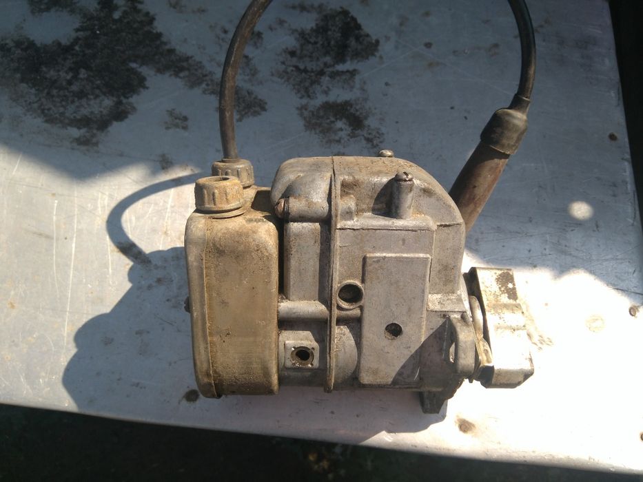 магнето на двиг УД-2 ( правое вращение )