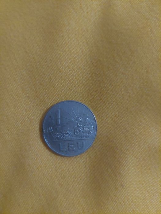 Vând monede în stare bună