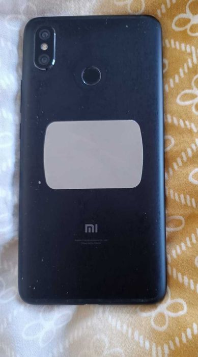 Vând telefon cu ecran mare 6.9 Xiaomi Mi max   3