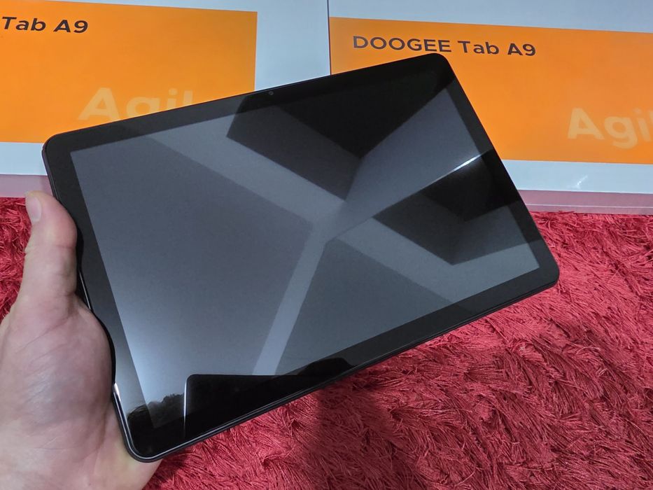 -Doogee Tab A9, Nou, 64Gb, 3Ram+9 extins, Negru, 0 cicluri incarcare,