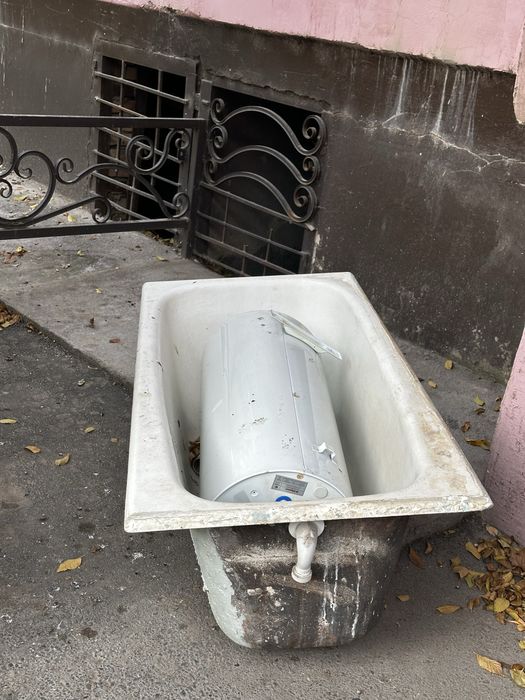 Ванна чугунная продается