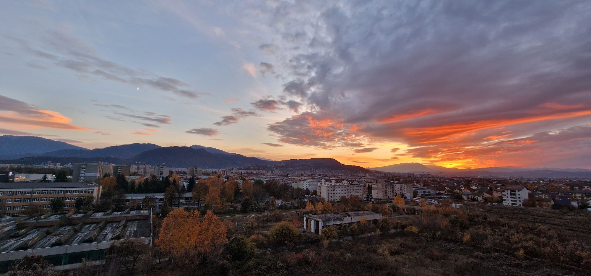 Apartamente cazare regim hotelier Brasov coresi / centru, chrie