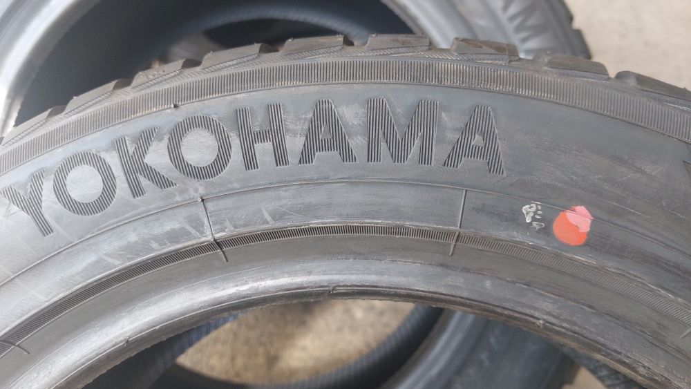 Нови гуми 195/55/15 Yokohama BluEarth Winter 2 броя