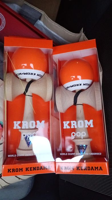 Kendama krom pop sticky