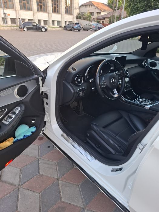 Mercedes C-Class Schimb