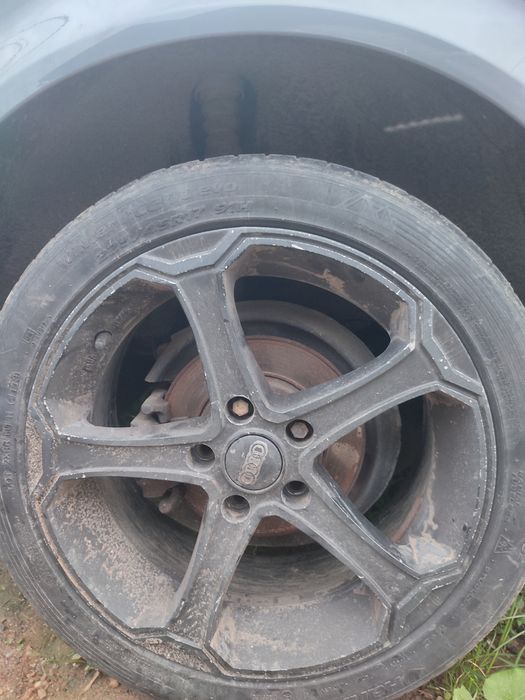 Vând/schimb jante r17