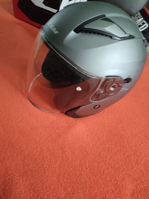 Vând casca moto CGM