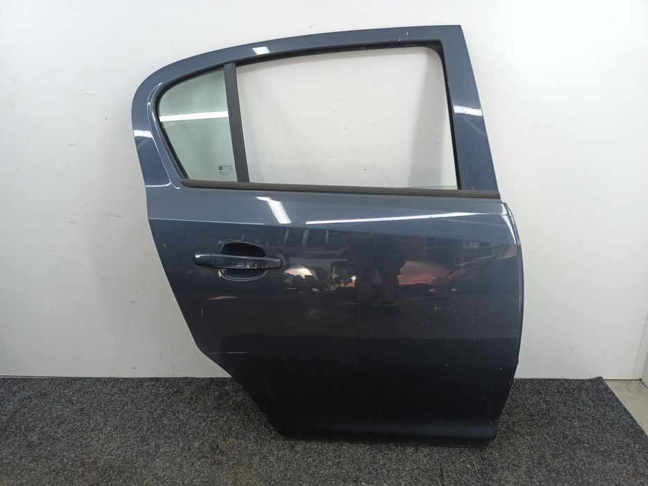 Dezmembrez Usa dreapta spate de pe Opel CORSA D 2006-2014