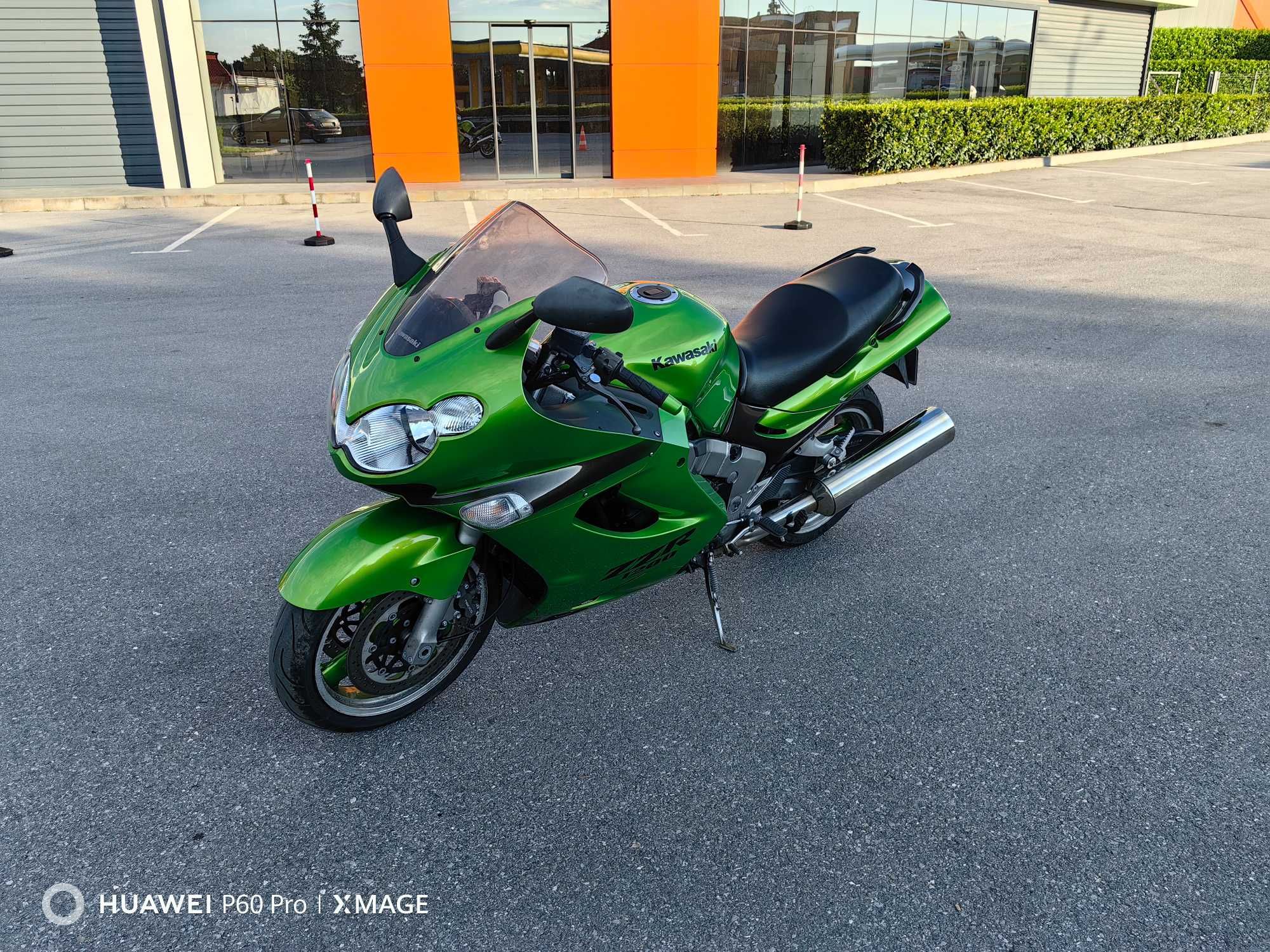 Kawasaki zzr 1200