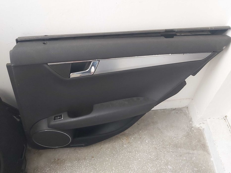 Fata usa stanga /dreapta spate Mercedes-Benz C-Class W204