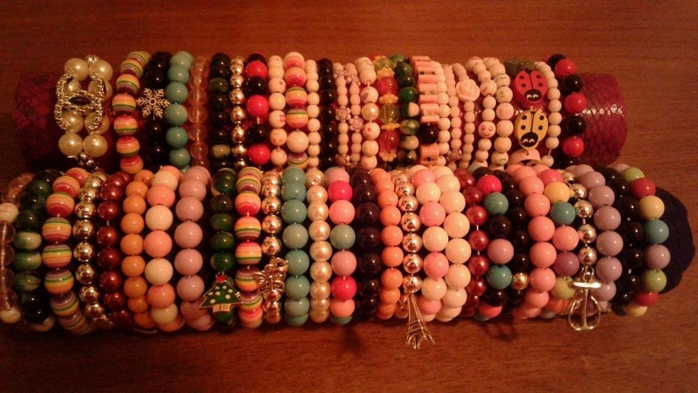 Ръчно изработени гривни