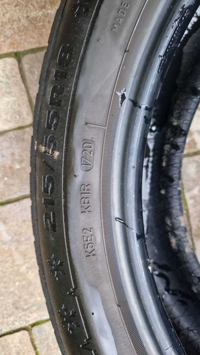 Anvelope iarna 215 55 R 18 Dunlop