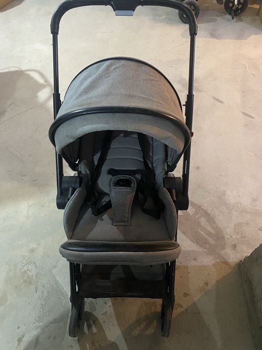 Каляска в полном рабочем состоянии куплен за 60 000