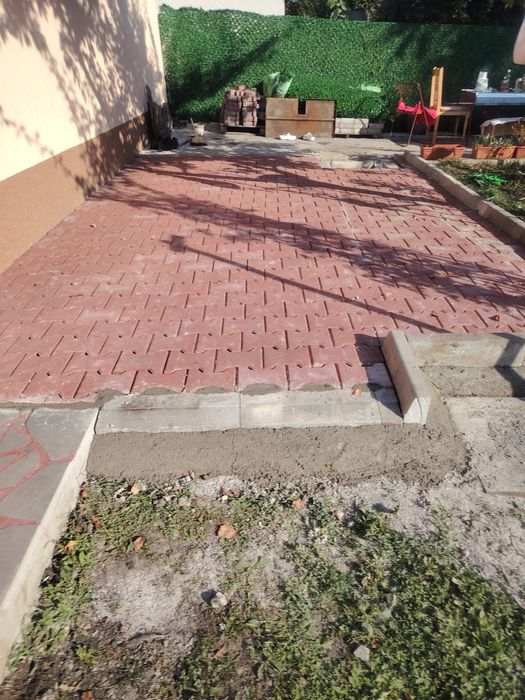 Асфалтиране,редене на бордюри,паваж,плочки