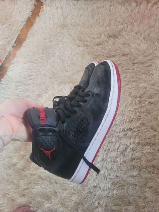 Jordan 39.5 40 impecabili !