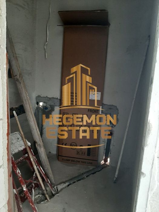 Продава се Двустаен апартамент в Варна, Център - 75 кв.м за 1520 €/кв.м - Снимка #9