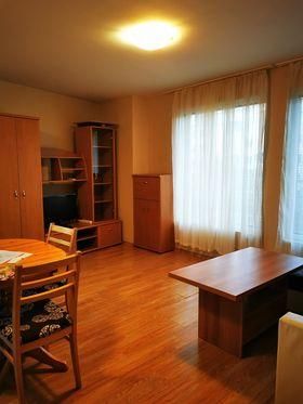 Дава се под наем Двустаен апартамент в Пловдив, Кършияка - 72 кв.м за 425 € - Снимка #2