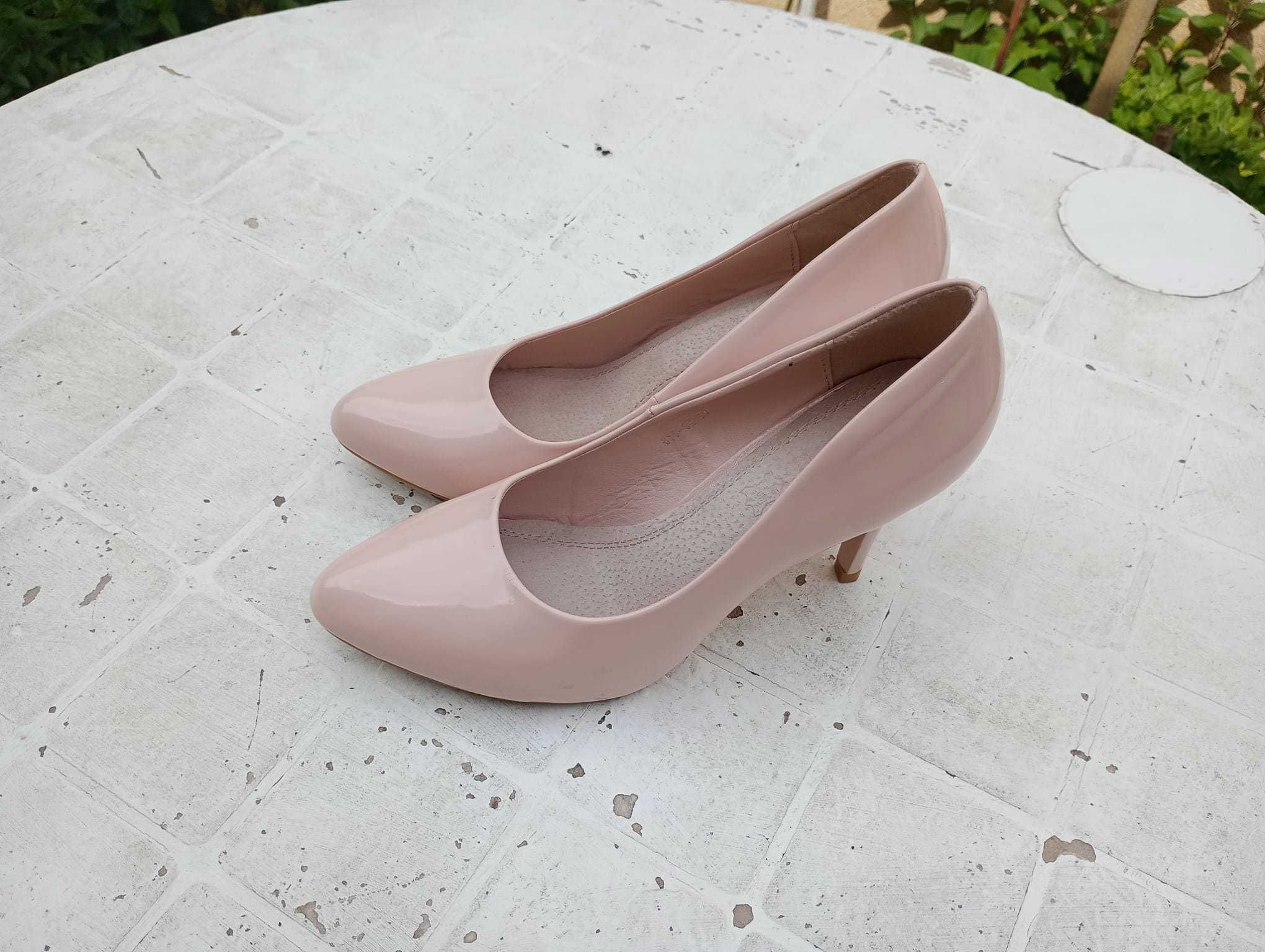 Pantofi cu Toc Dama