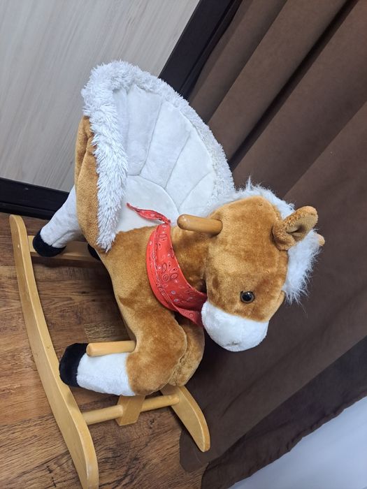Люлеещо конче за бебе