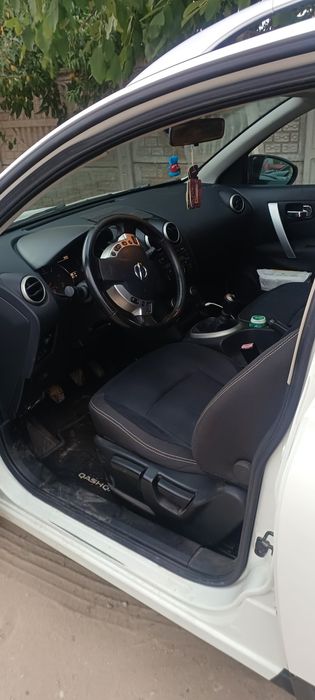 Vand Nissan qashqai+2,1/5 disel