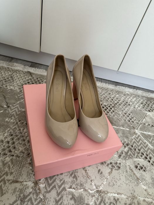 Распродажа женской обуви